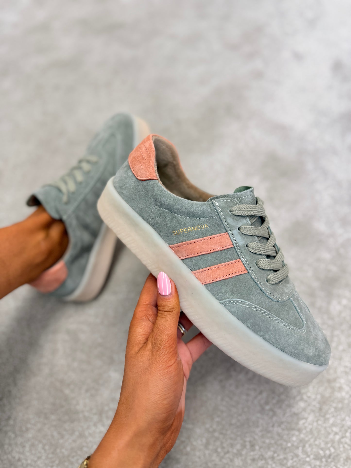 Fifty Four Peachy Trainers