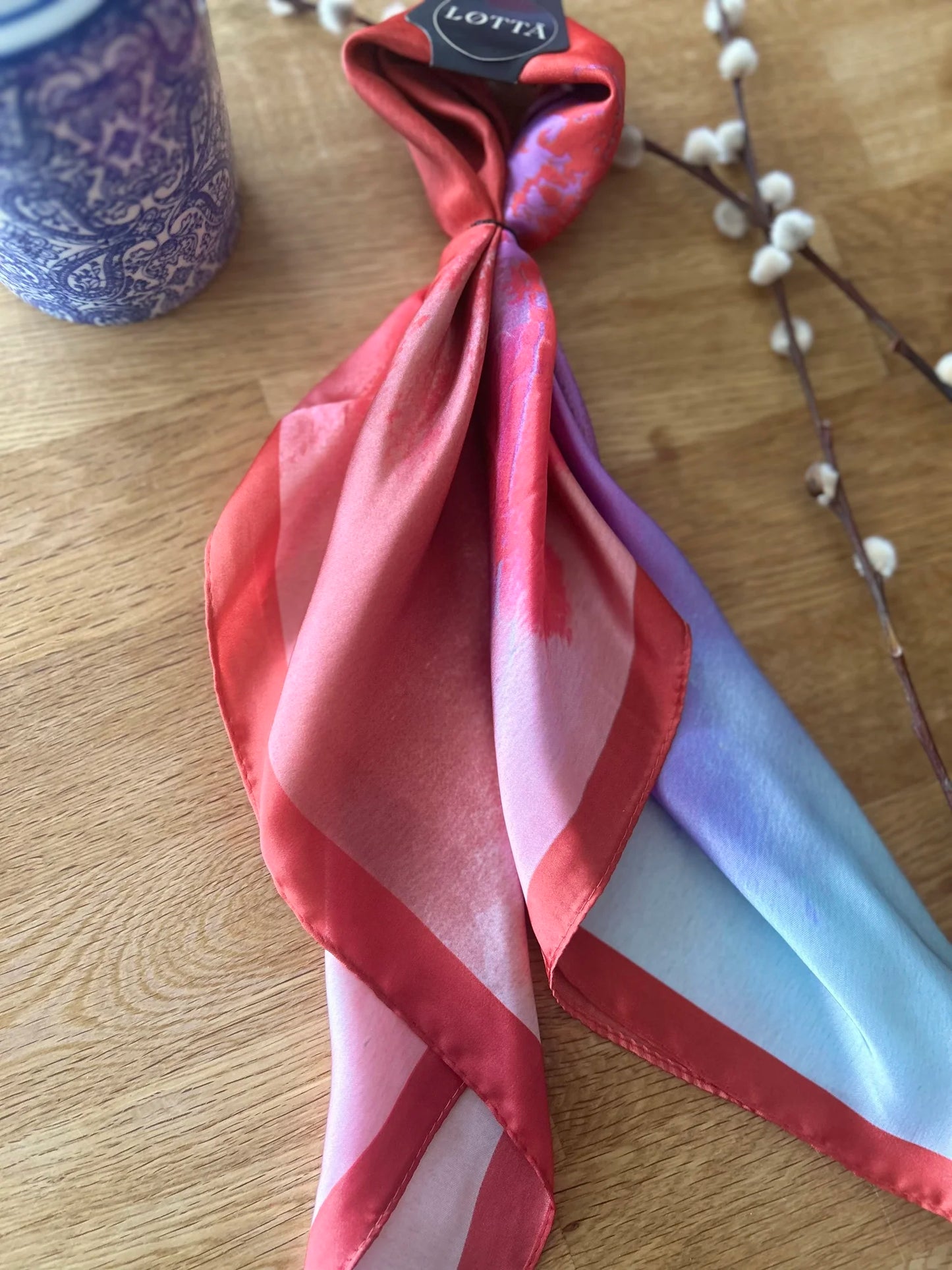 LOTTA Rose haze scarf