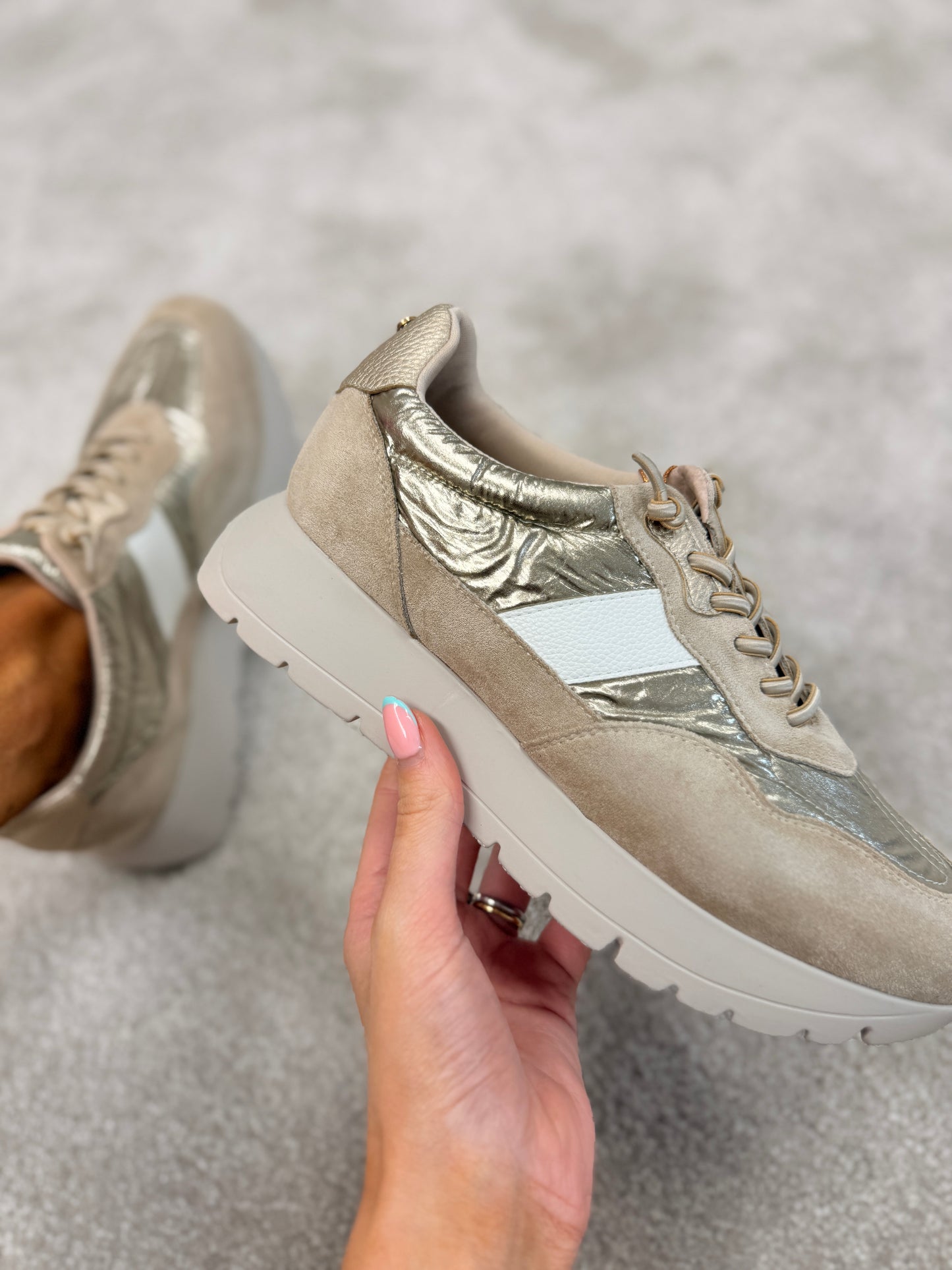 Rakhakot One Topaz Trainers