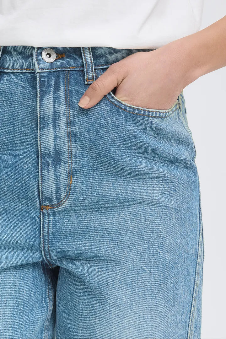 Obinne Barrel Denim Jeans