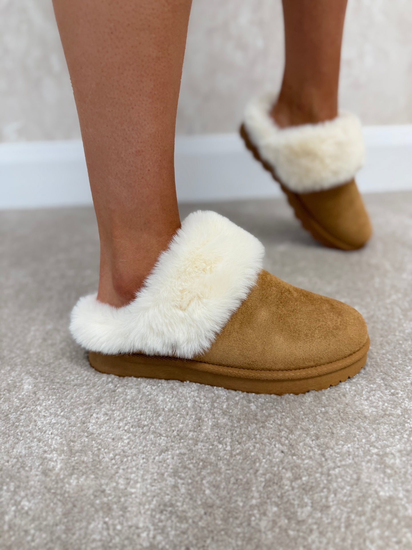 Lunar Nevis Slipper Tan