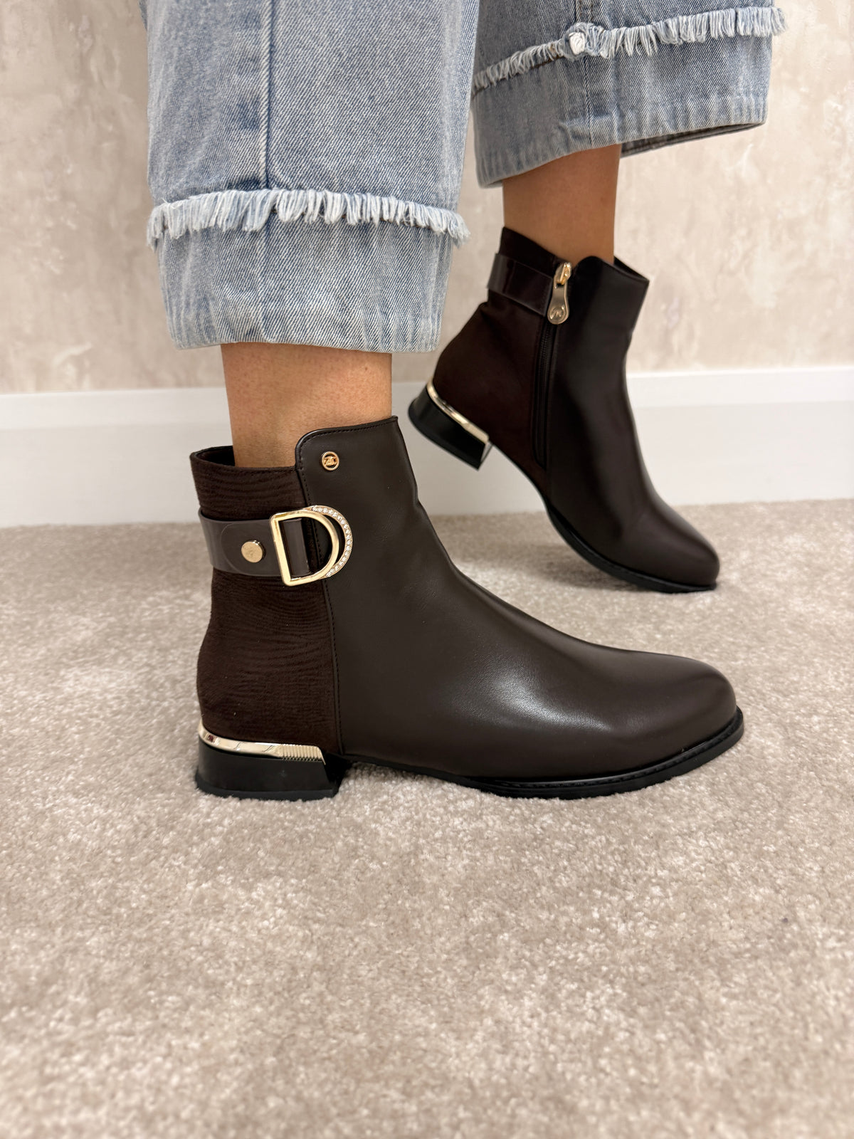 Wuqi One Choccy Boots