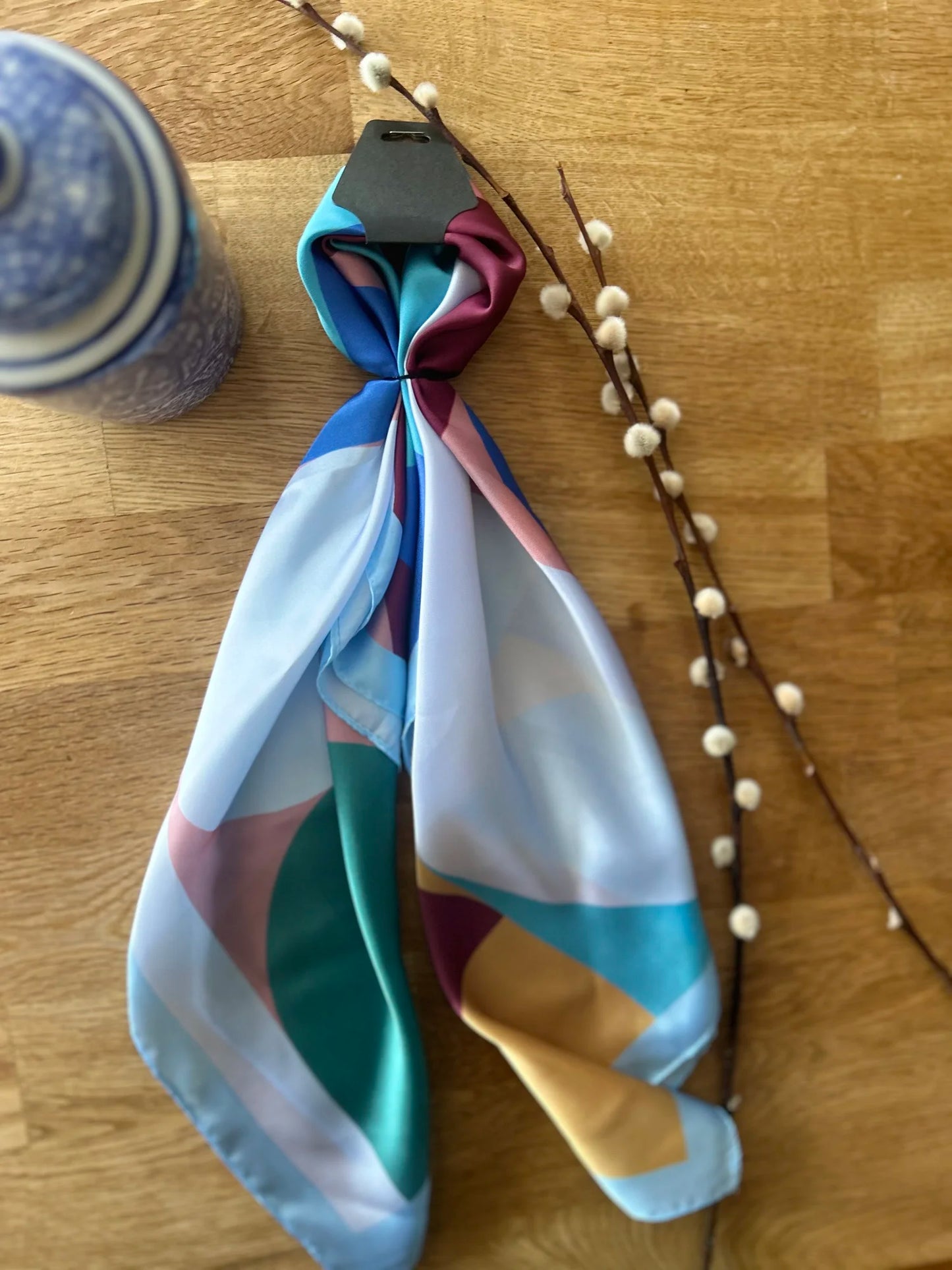 LOTTA Blue geometric Scarf