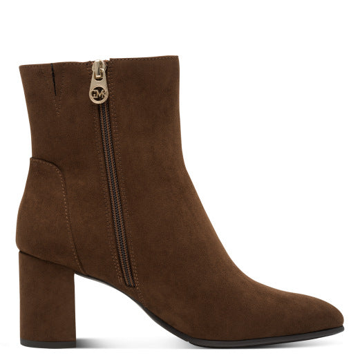 Cinnamon Brown Boots