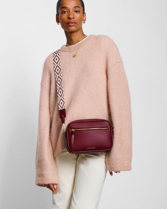 KLB4165 Hallie Crossbody Bag Cherry