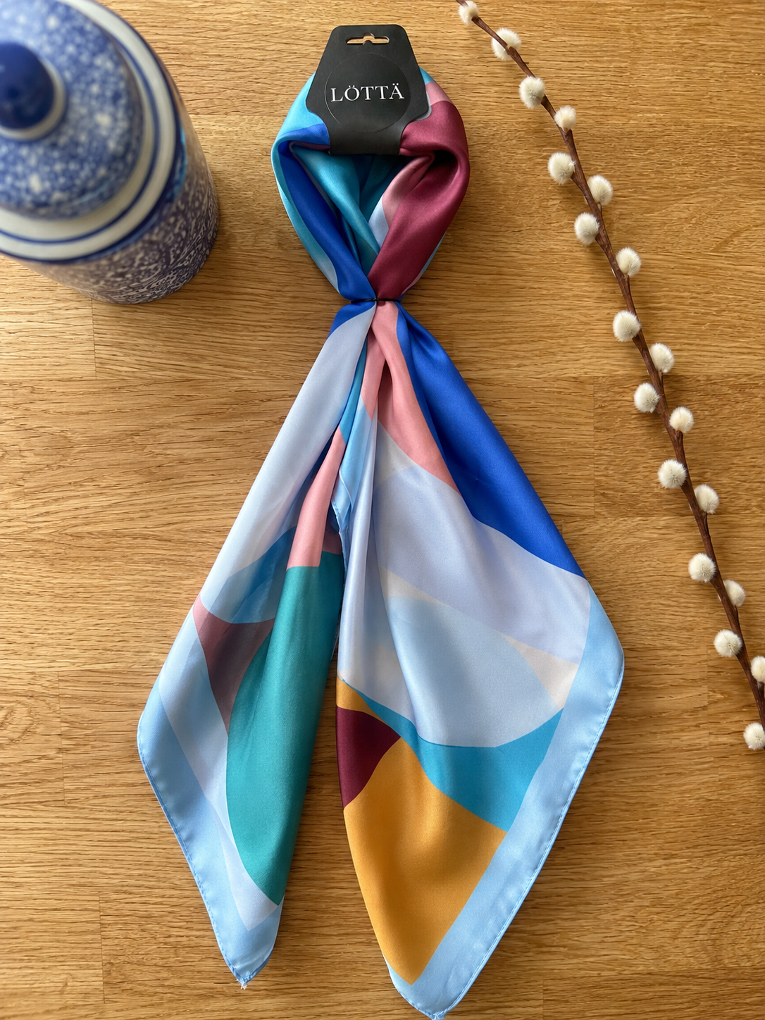 LOTTA Blue geometric Scarf