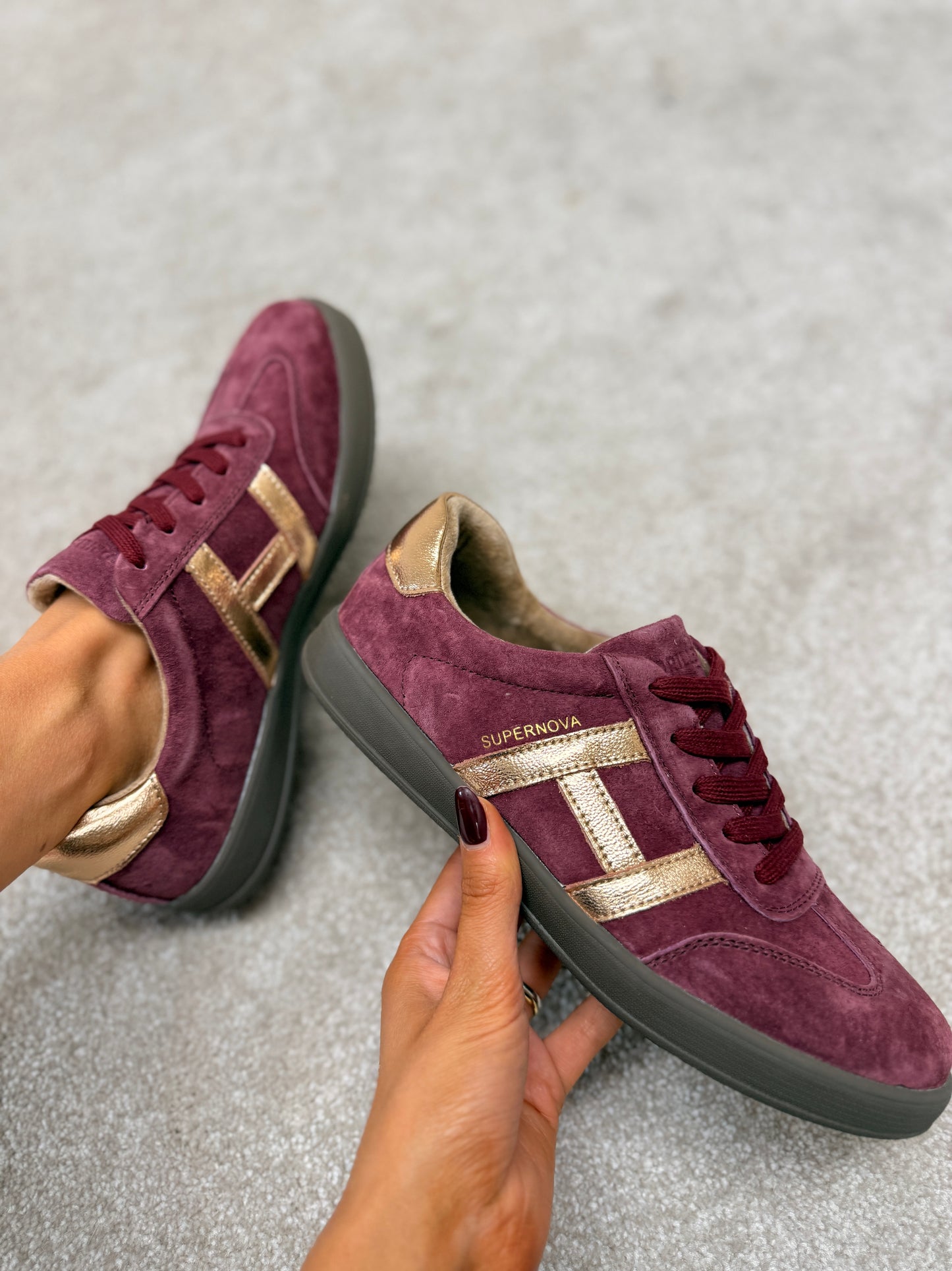 Sixty One Jazzberry Trainers