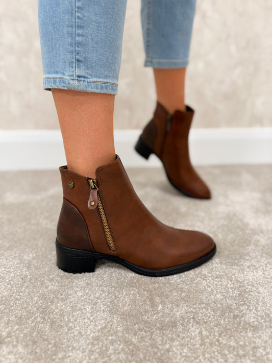 Lunar Sabina Ankle Boot