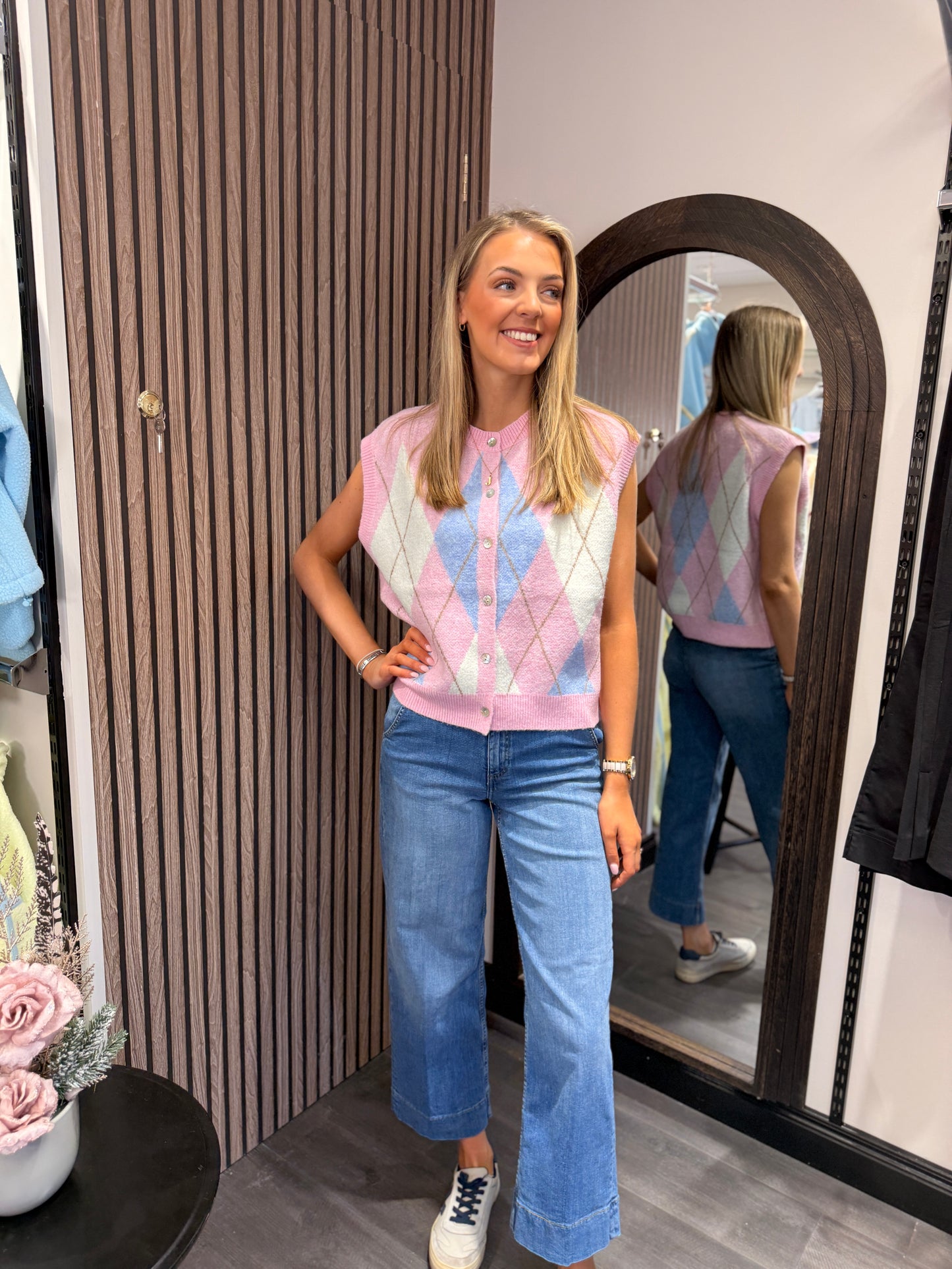 Argyle Pink Waistcoat 2048