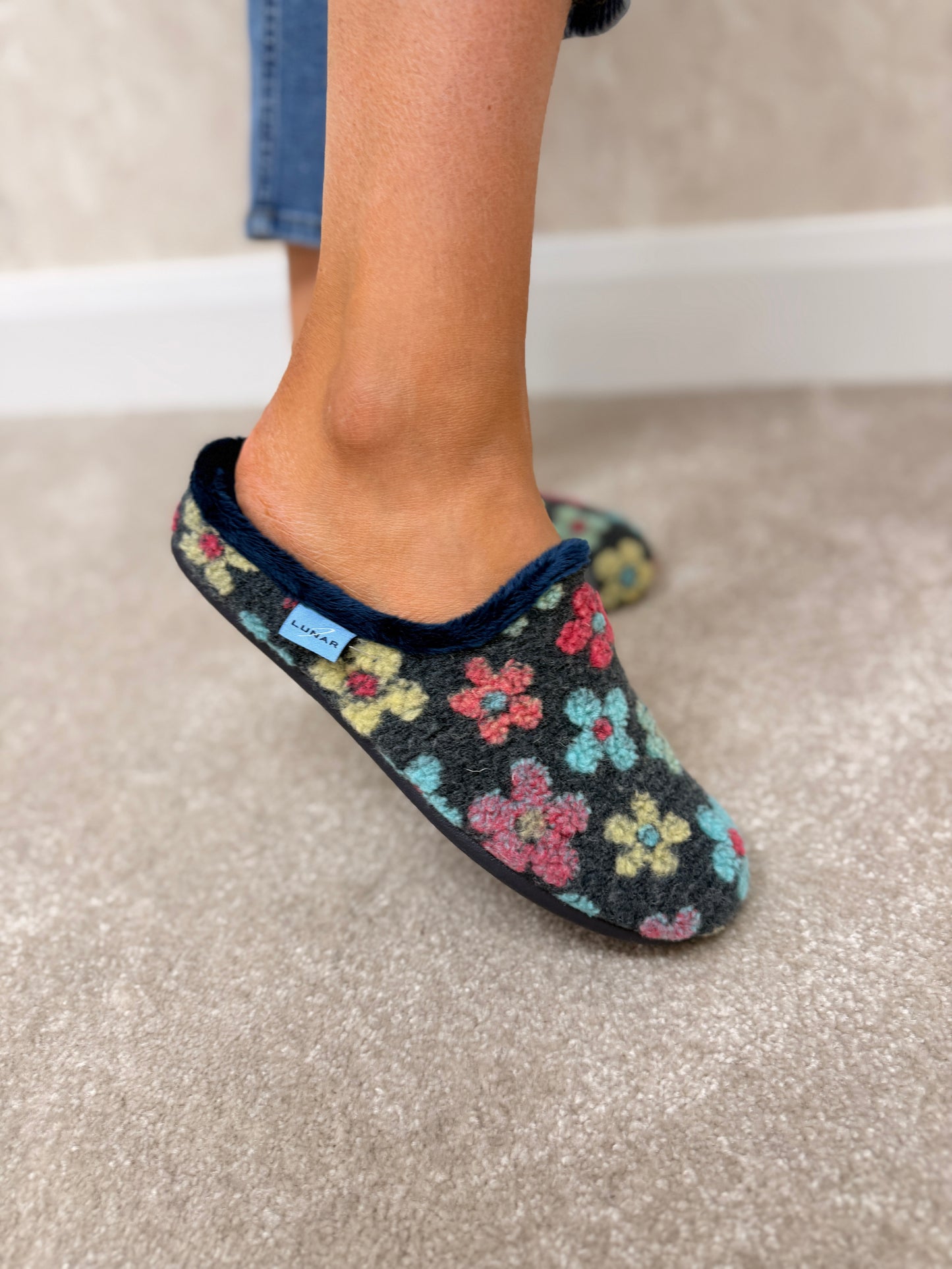 Lunar Dolly Flower Slippers