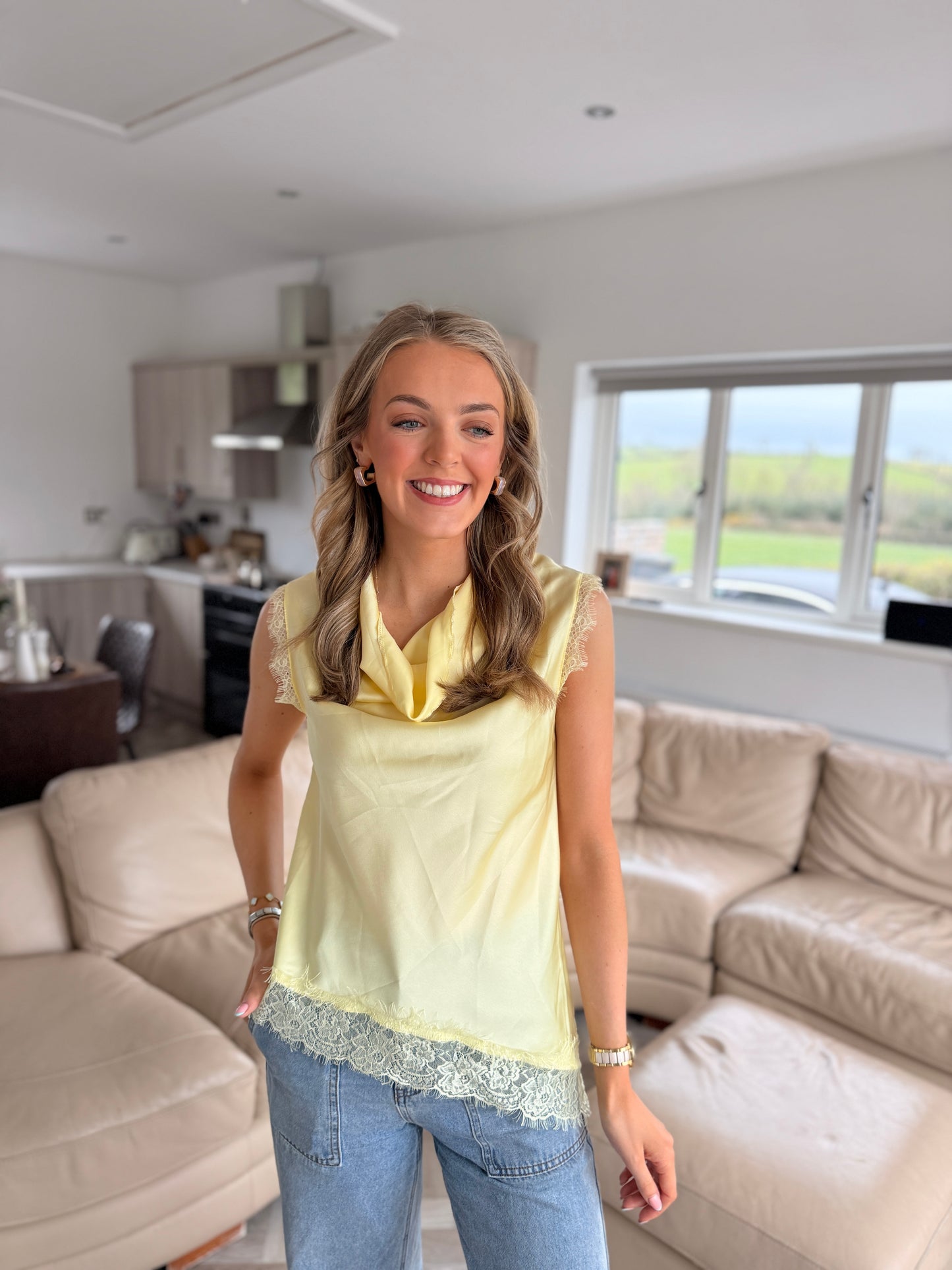 Lace Trim Top Lemon
