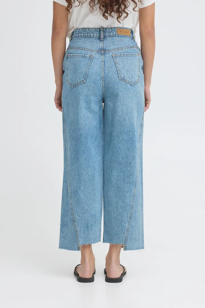 Obinne Barrel Denim Jeans