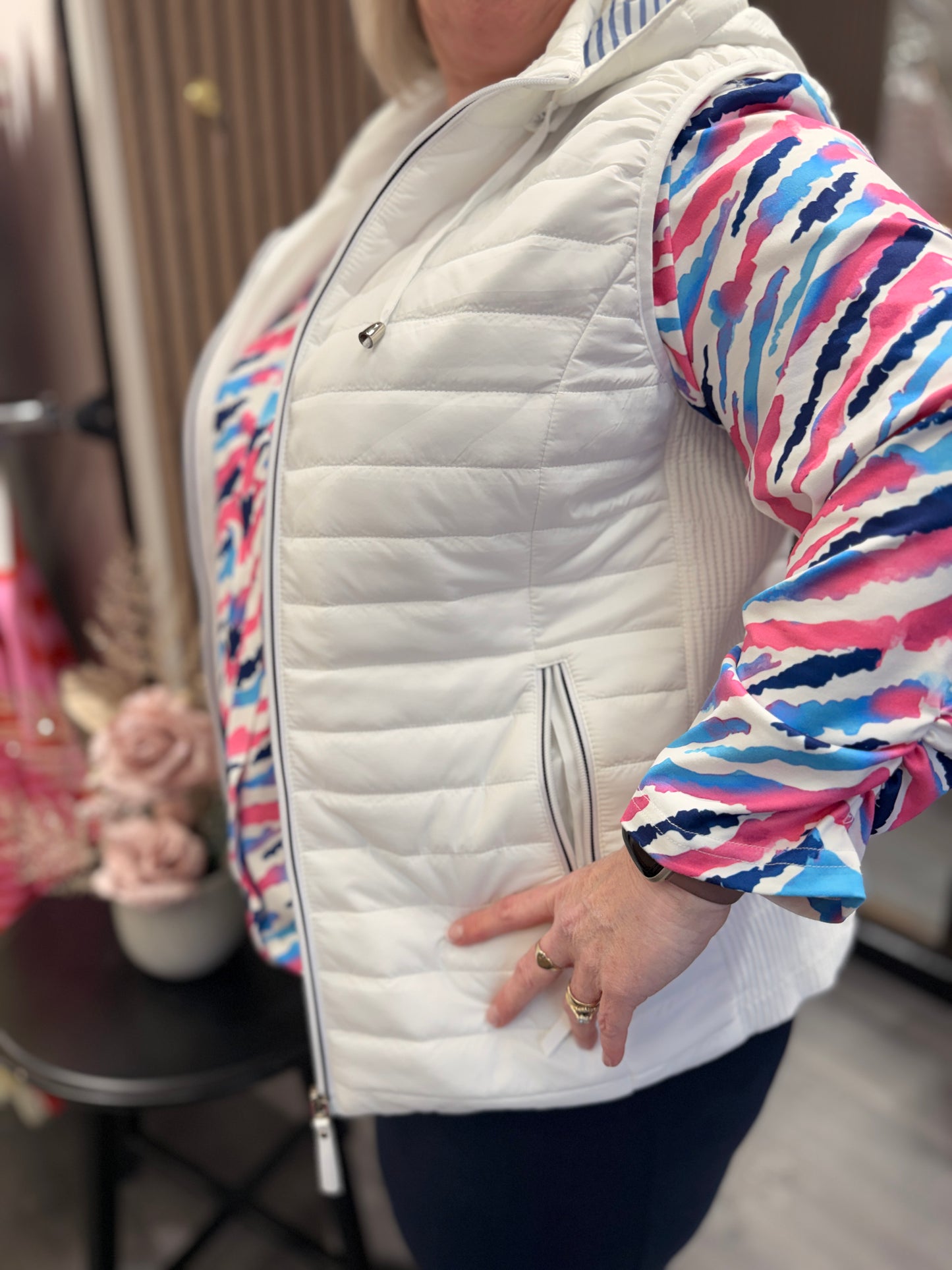 Yew White Gilet