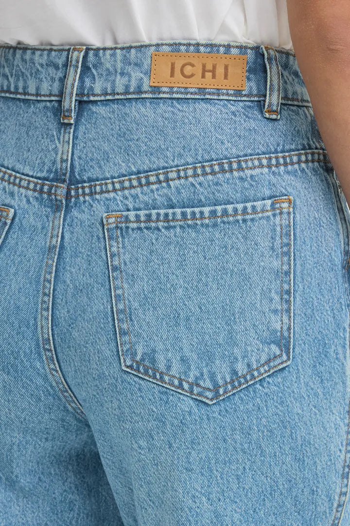 Obinne Barrel Denim Jeans