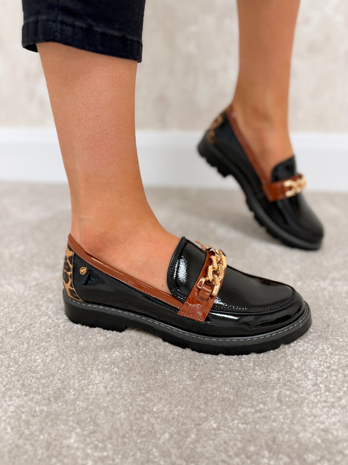 Daqia One Ink Cheetah Loafers