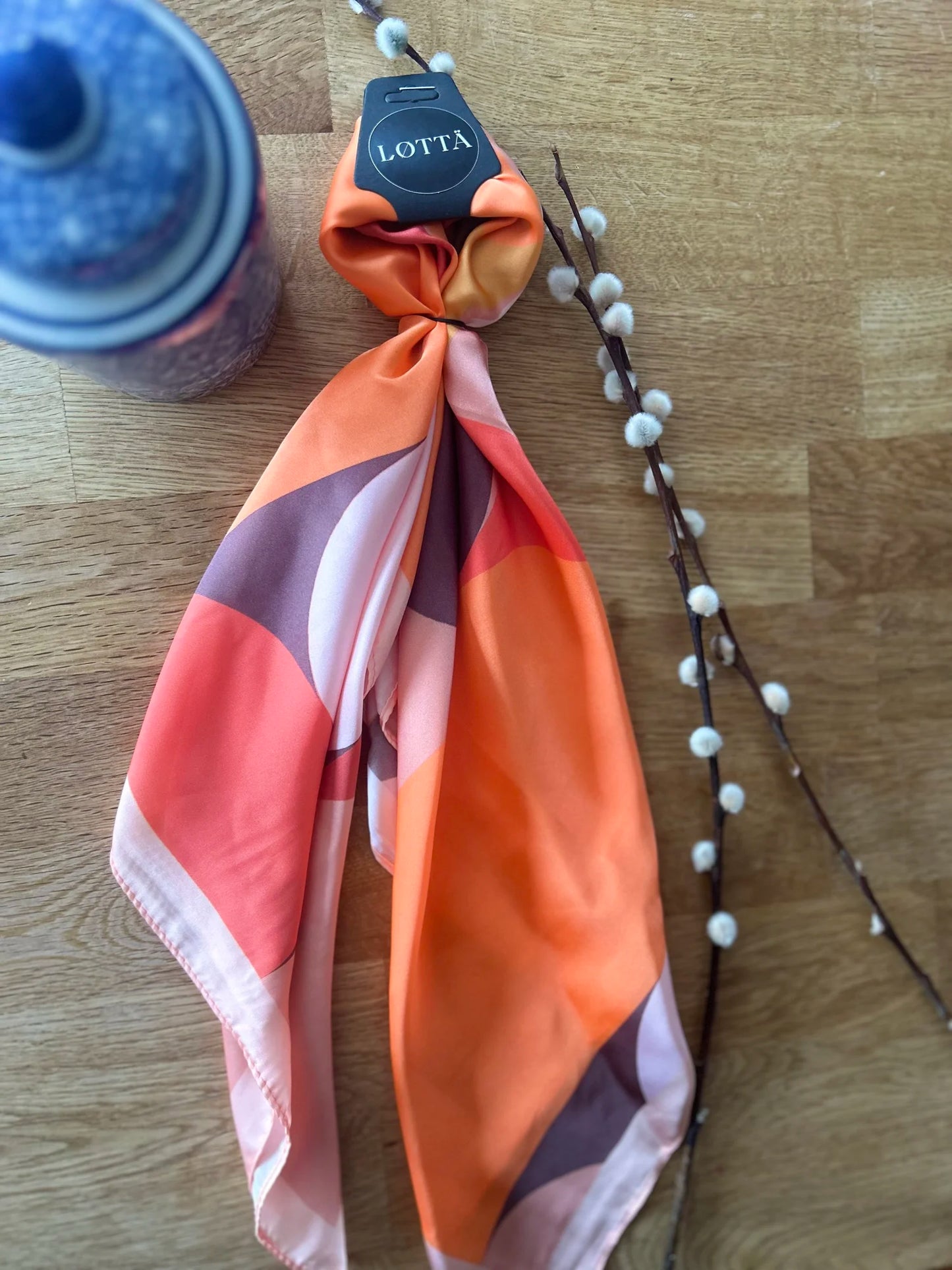 LOTTA Coral orange geometric neck scarf 
