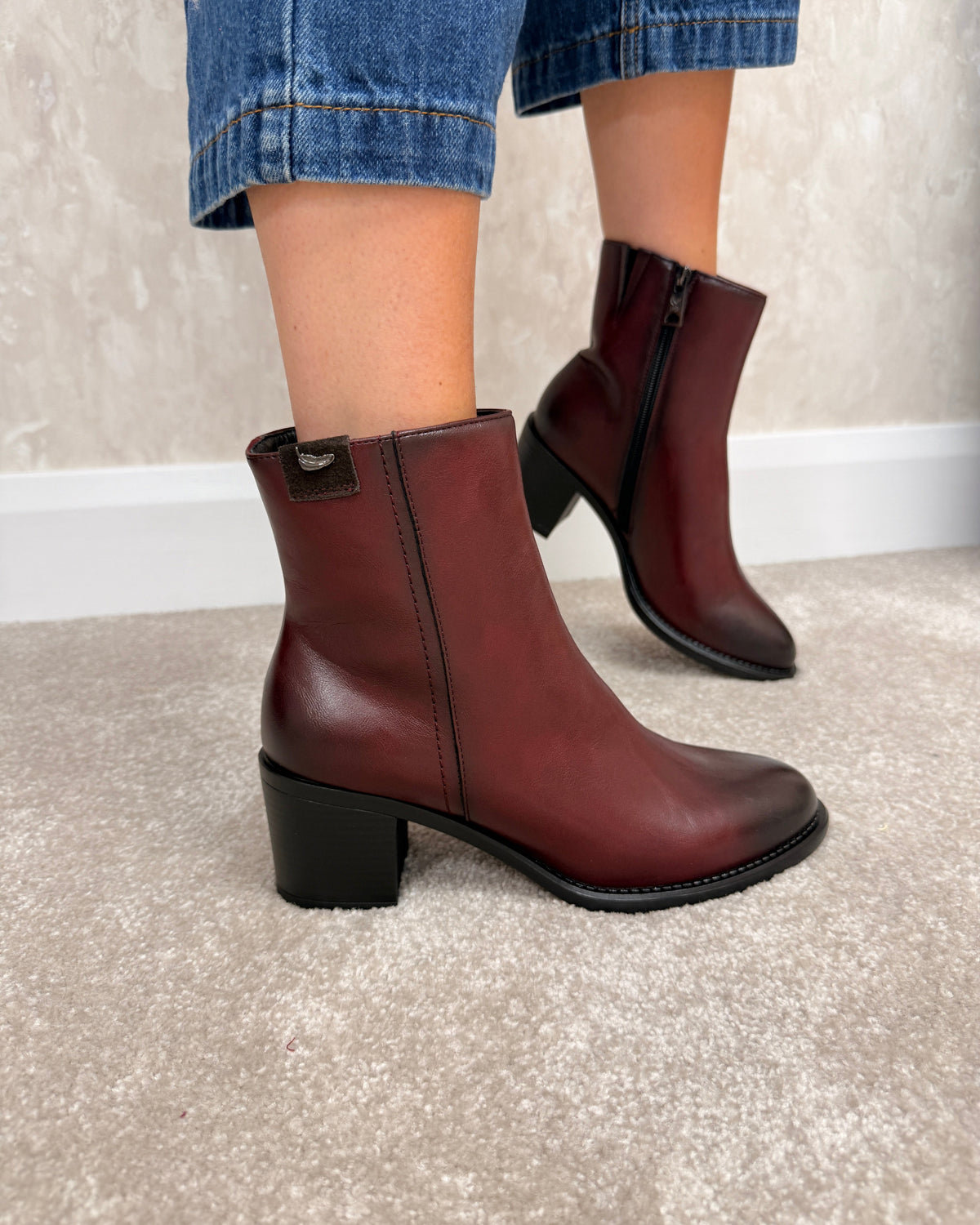 Yoshimi Maroon Boots