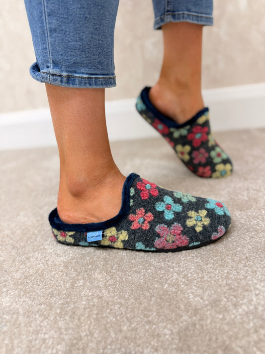Lunar Dolly Flower Slippers