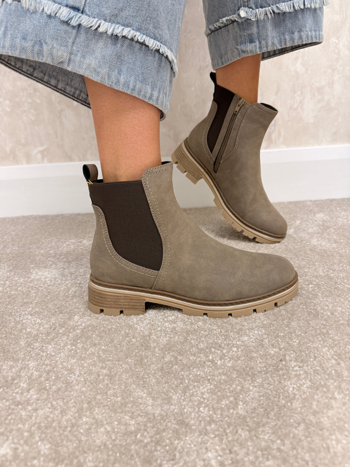 Destiny taupe ankle boot