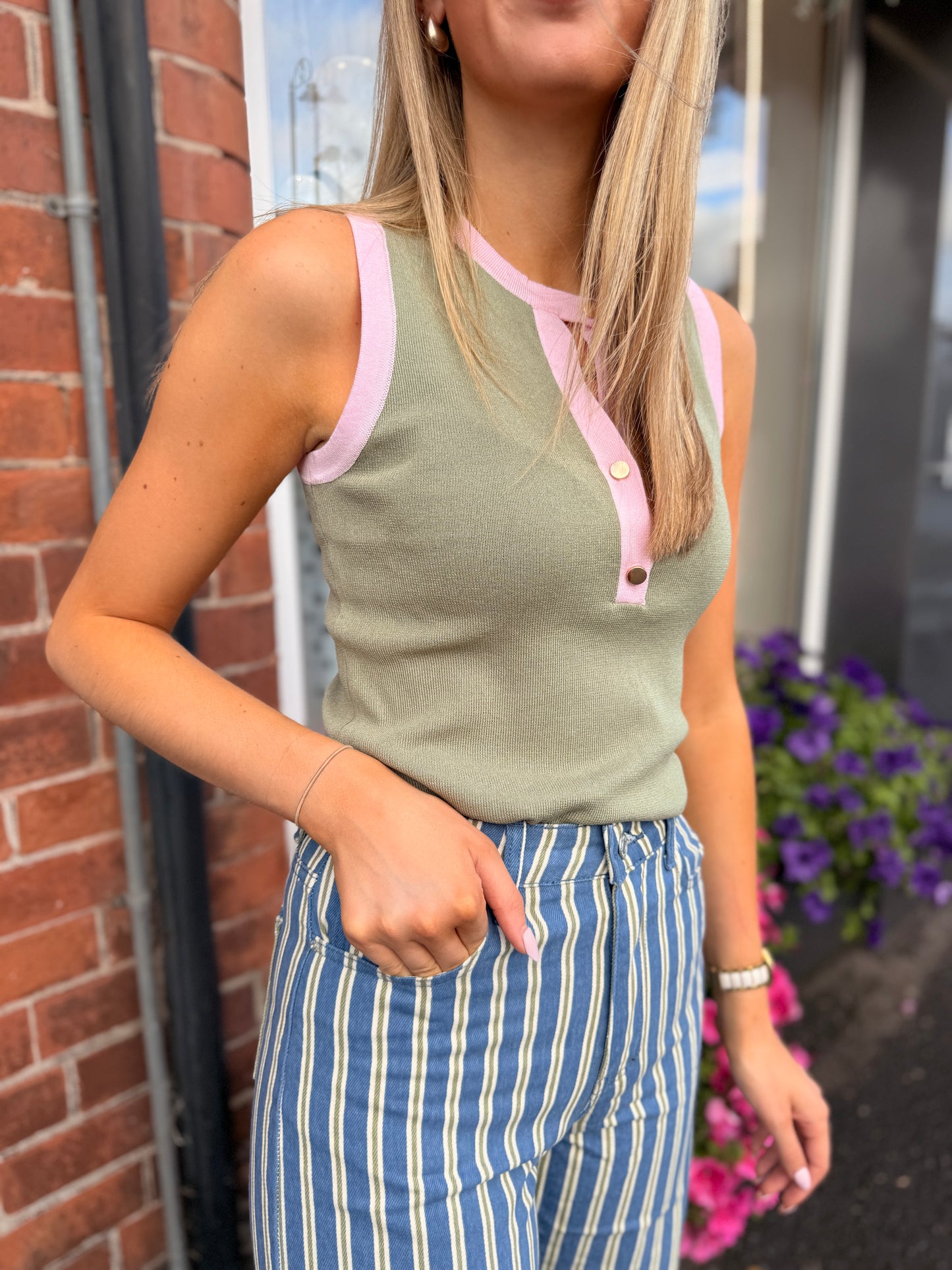 Contrast Button Vest Green/Pink