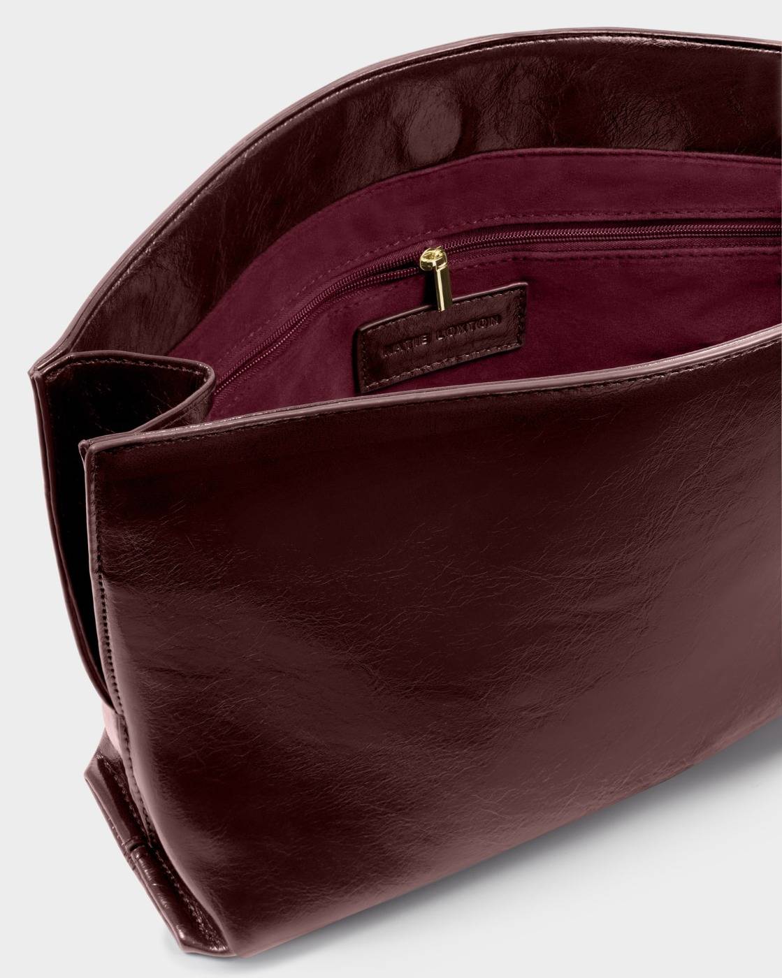 KLB4733 Freya Patent Crackle Clutch Cherry