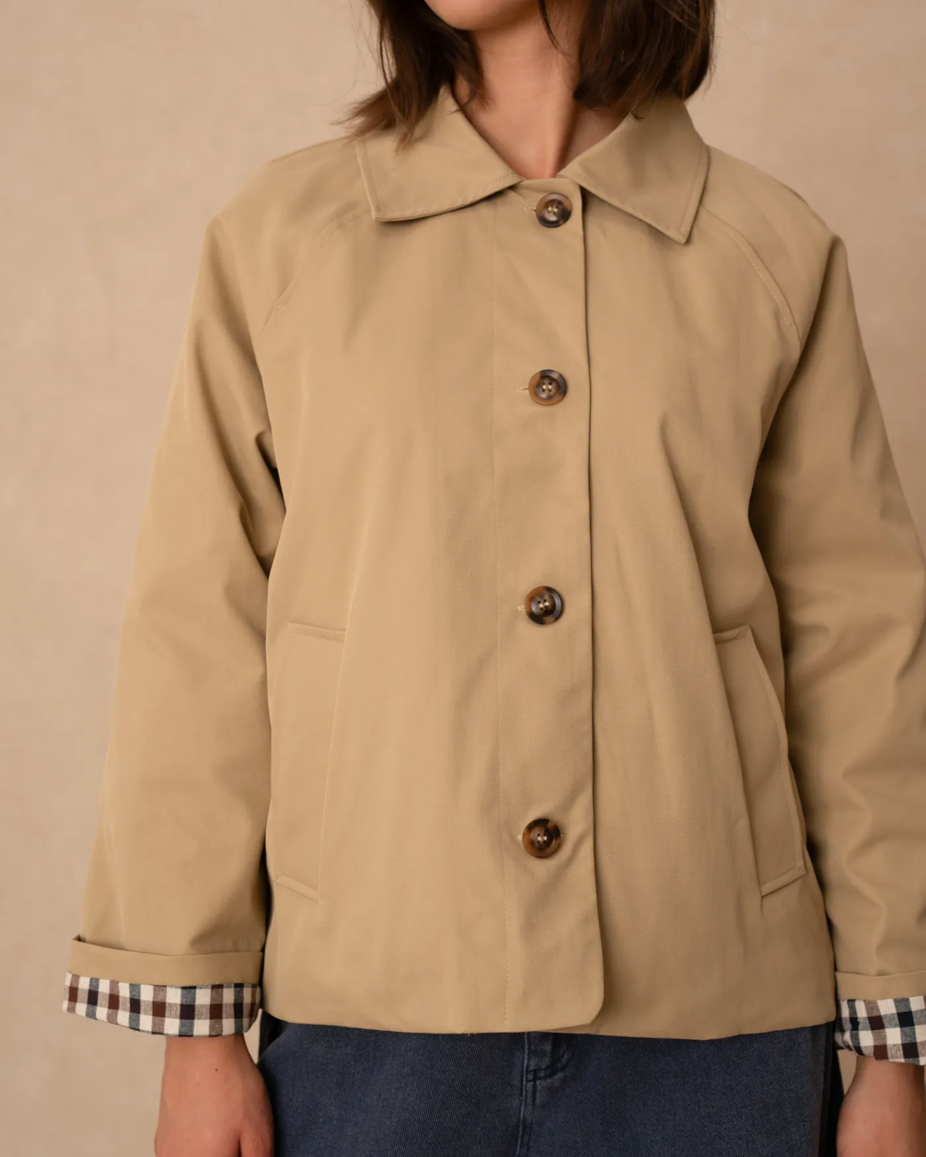 Short Trench Coat Beige