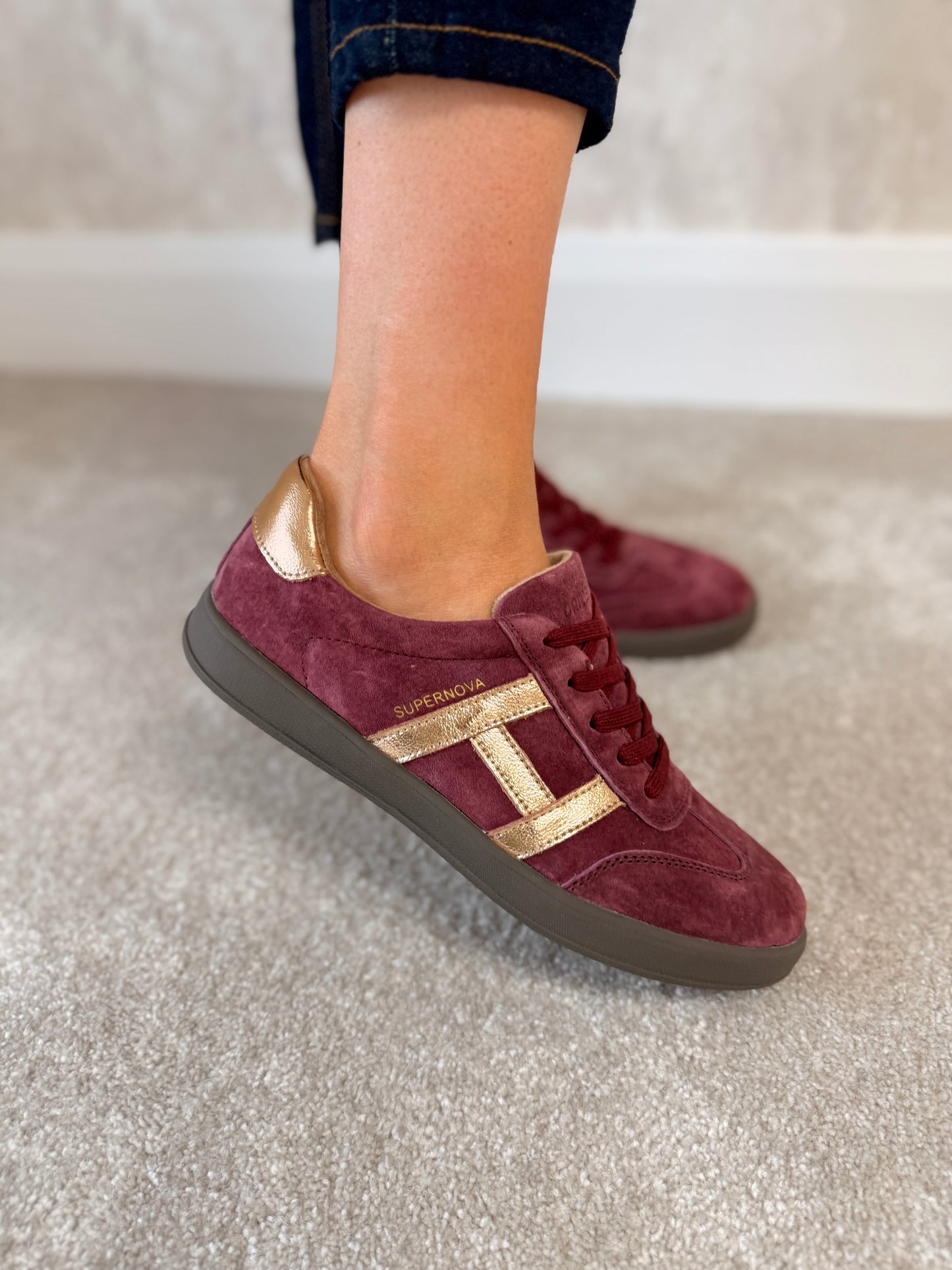 Sixty One Jazzberry Trainers