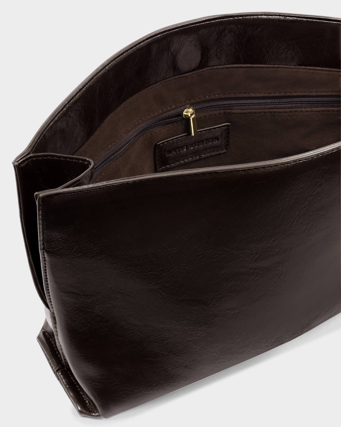 KLB4734 Freya Patent Crackle Clutch Bitter Chocolate
