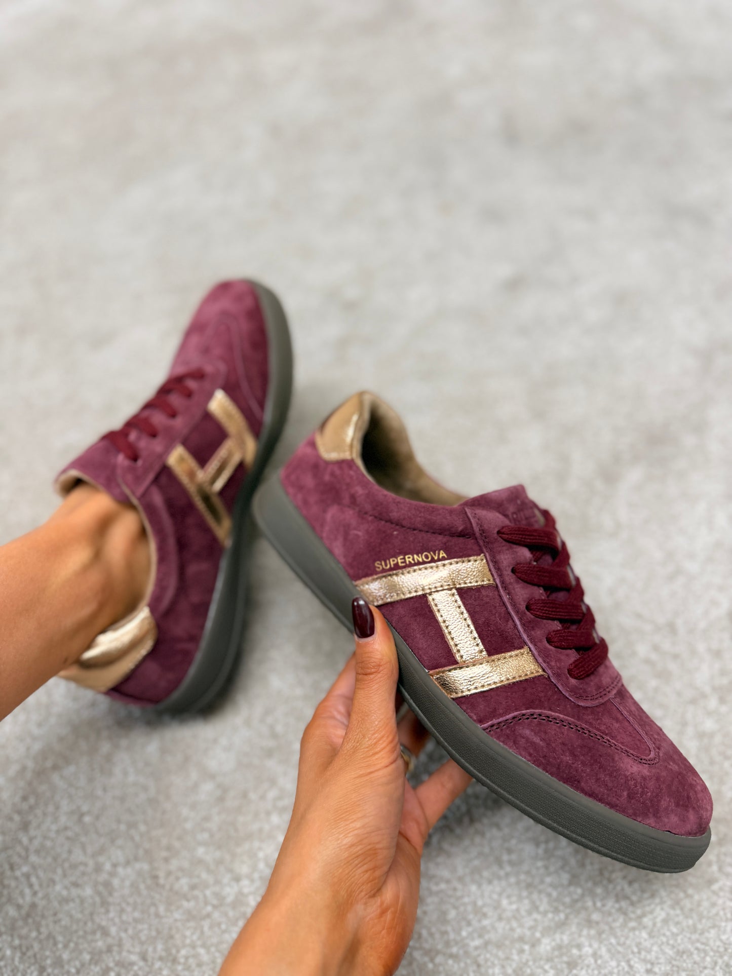 Sixty One Jazzberry Trainers