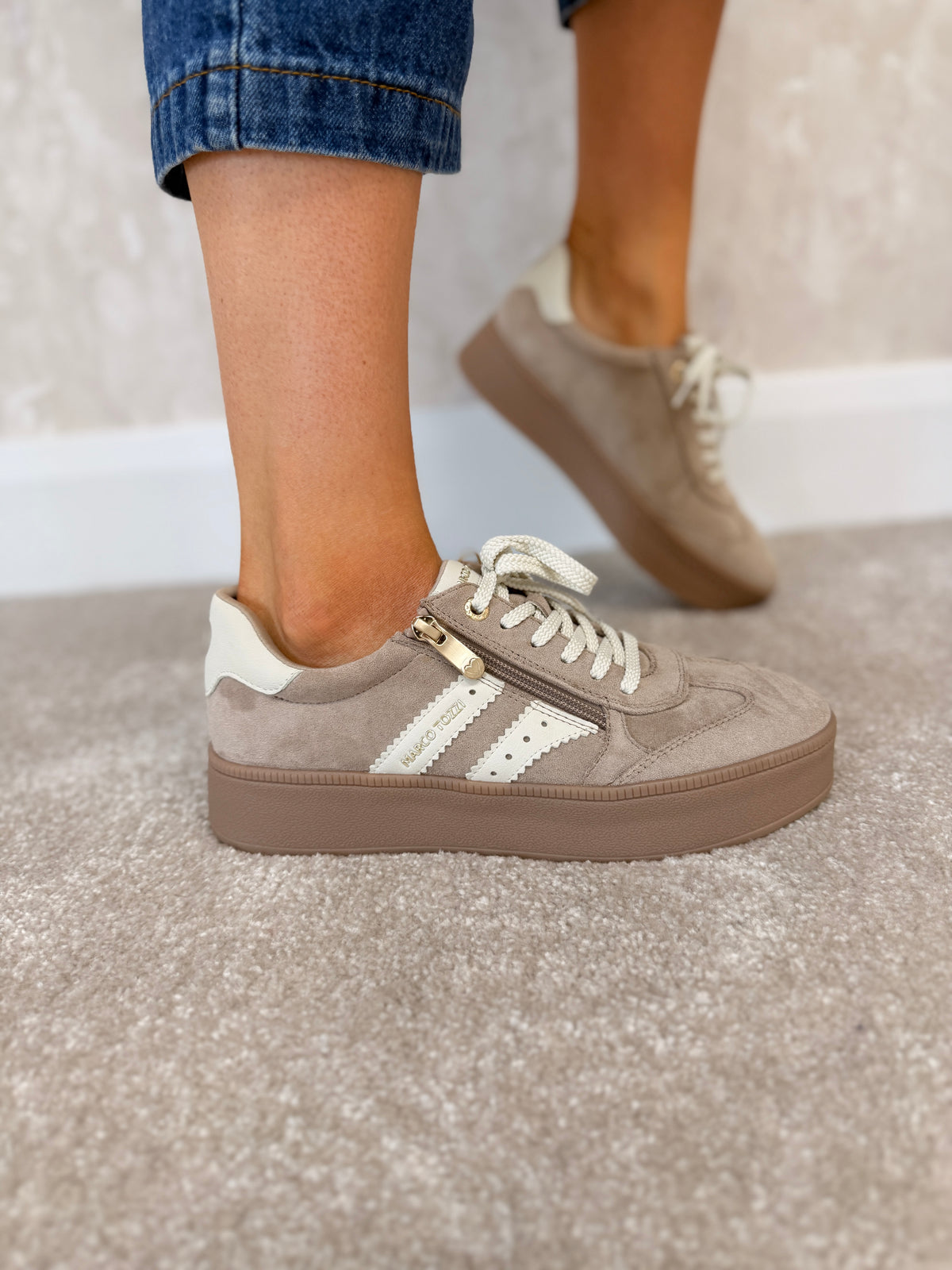 Tan Comb Trainers
