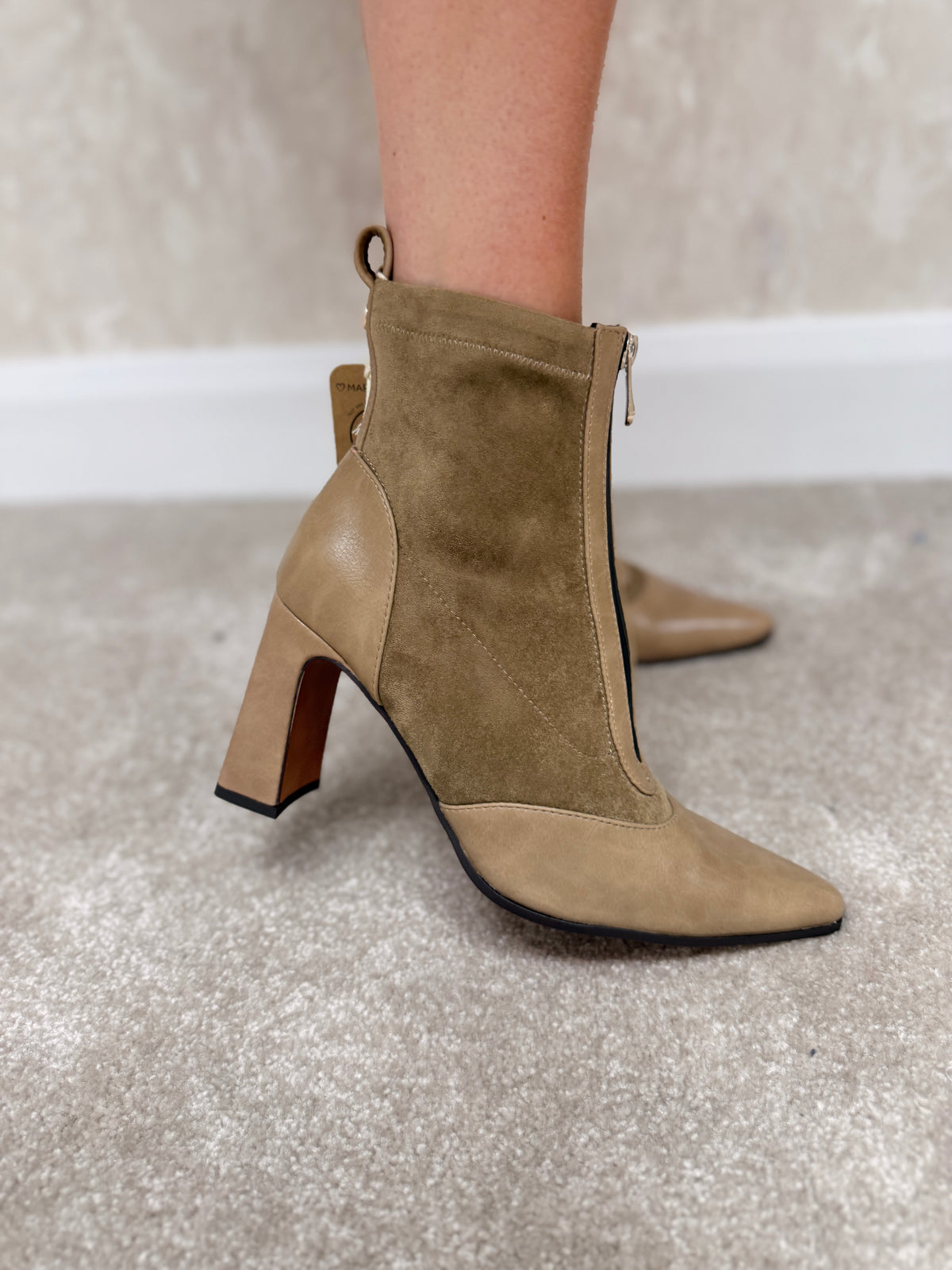 Antelope comb boots taupe