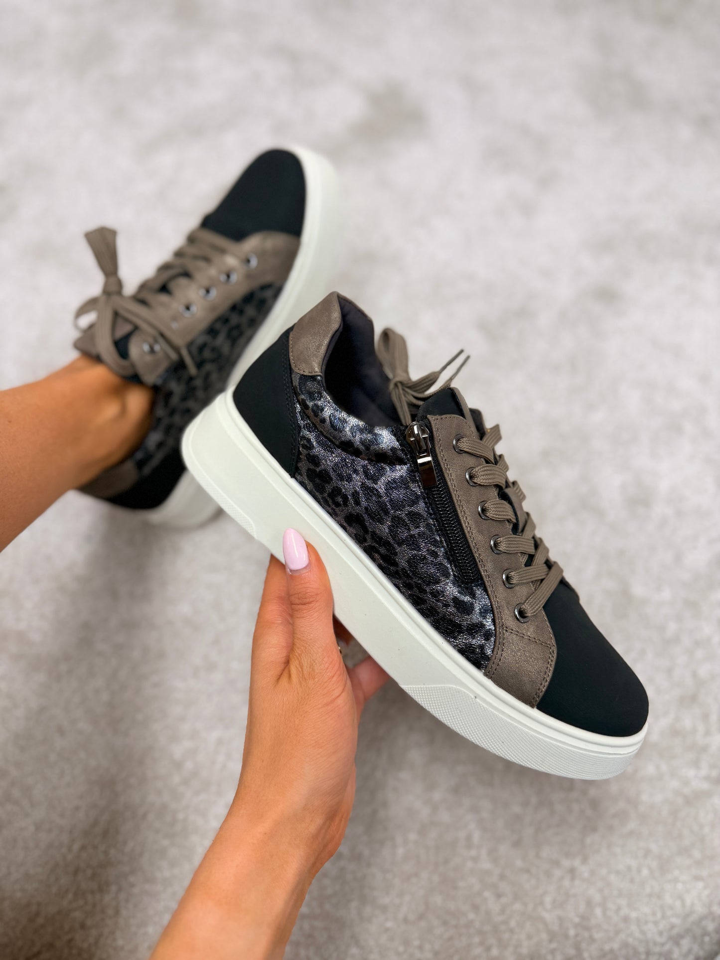 Lunar Brenda Black Trainers