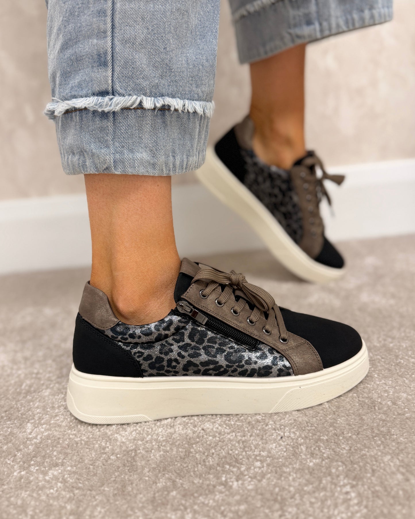 Lunar Brenda Black Trainers