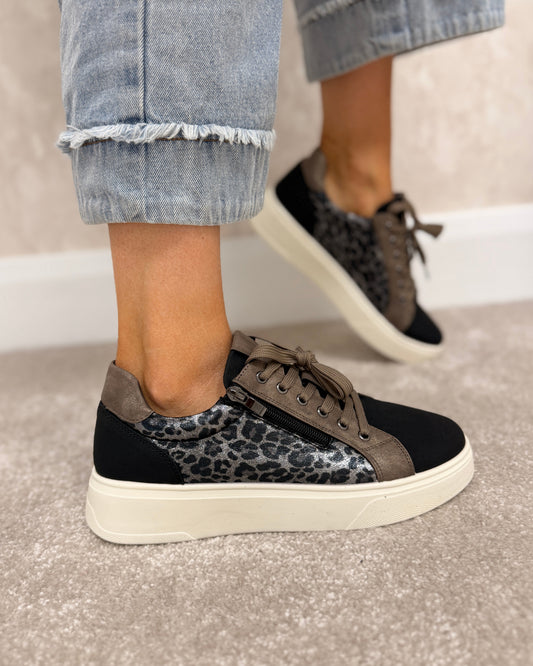 Lunar Brenda Black Trainers