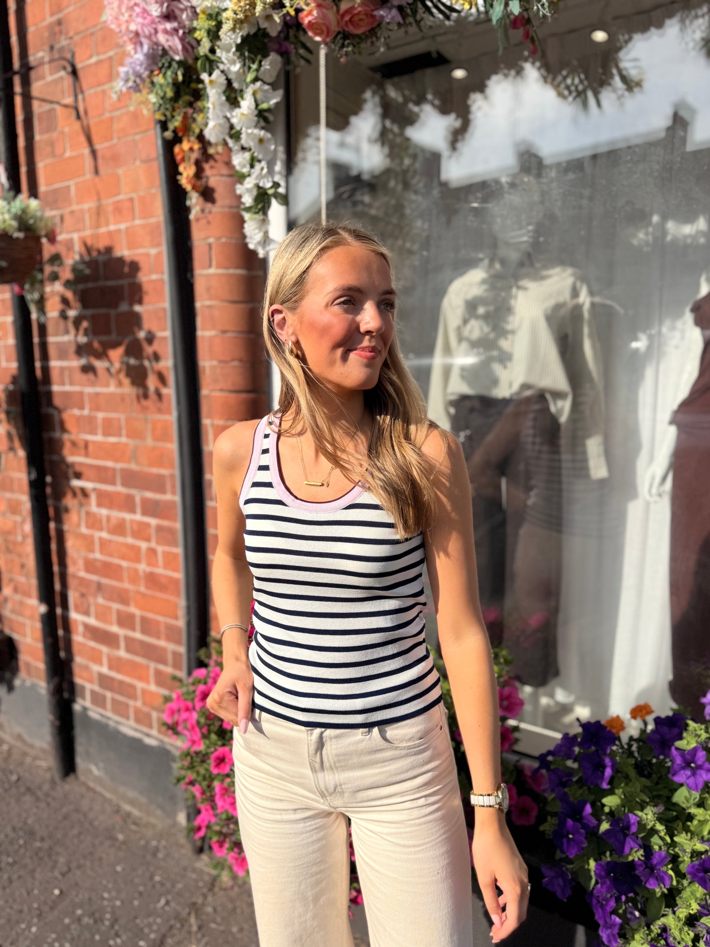 Fine Knit Stripe Vest White/Navy/Pink
