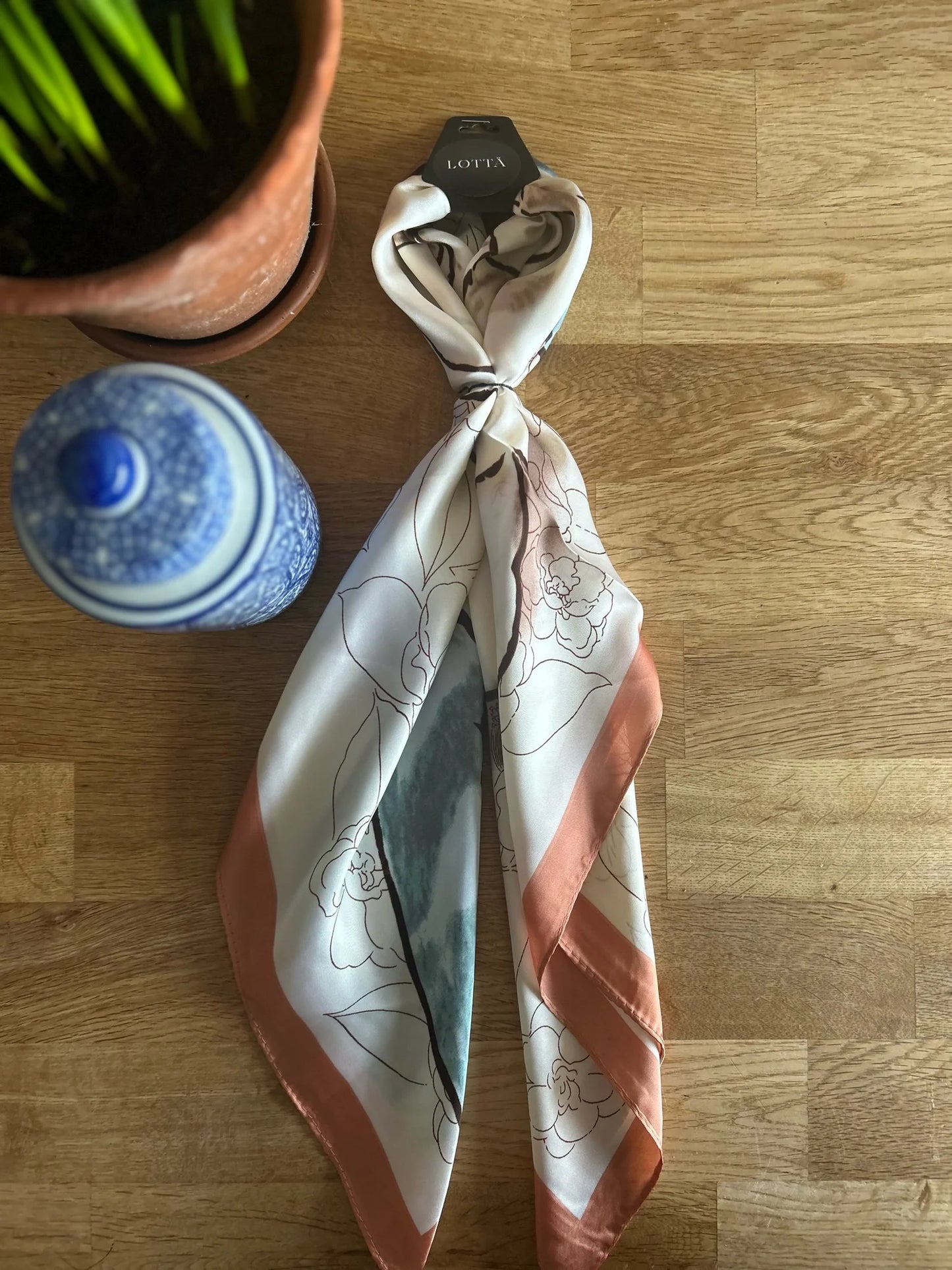 LOTTA Floral rust teal body scarf