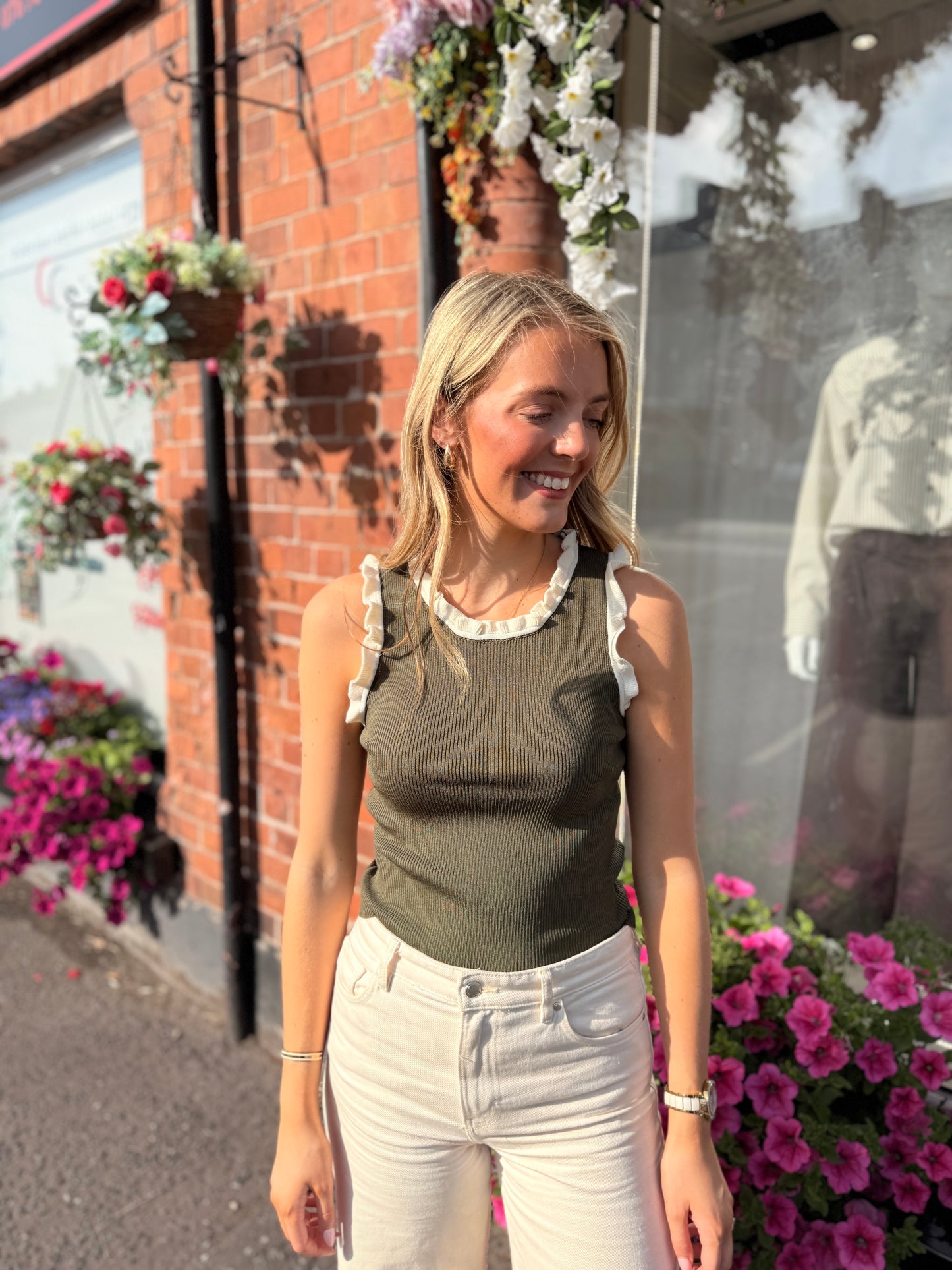 Green cream Ruffle Vest