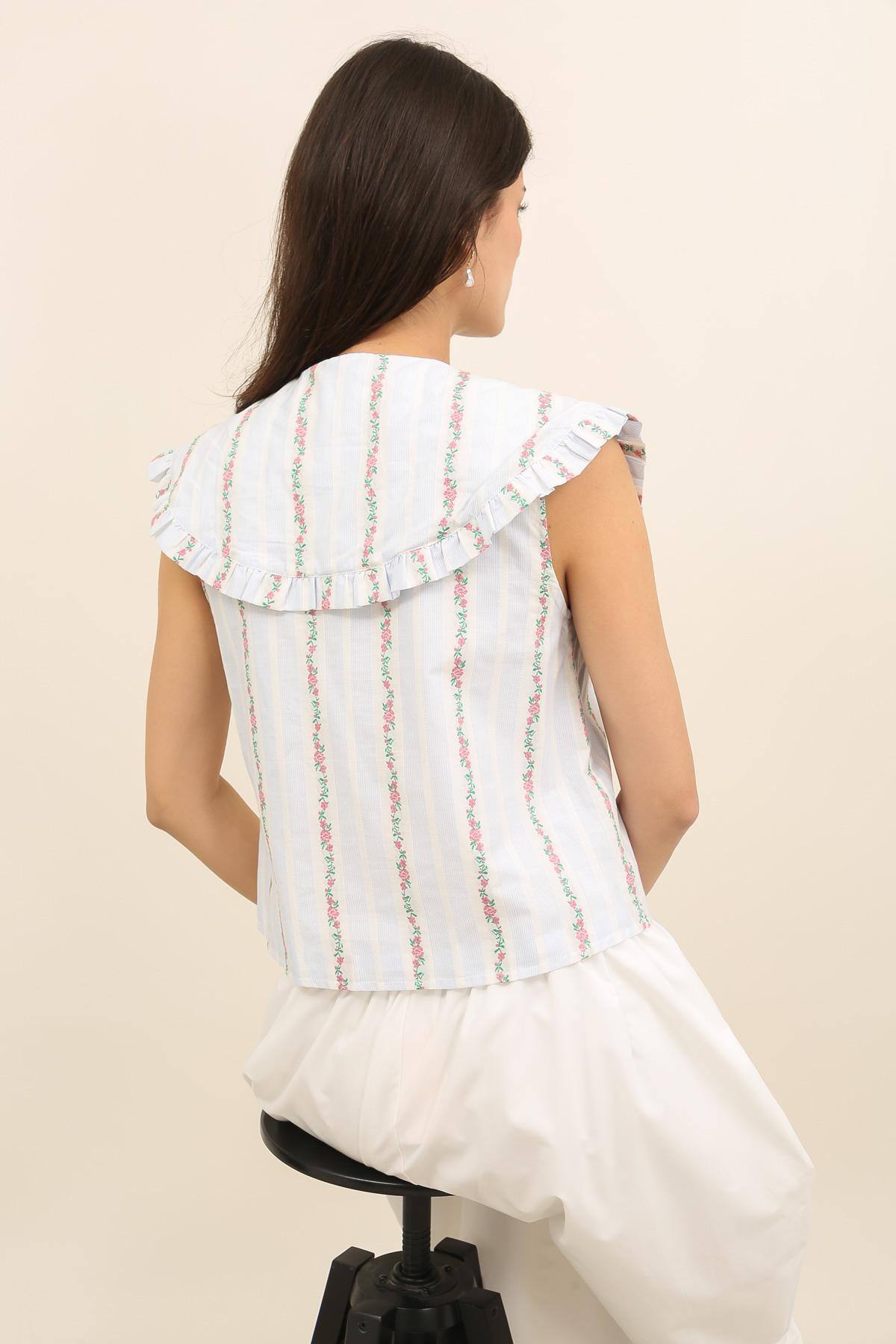 Sleeveless Front Tie Top Floral