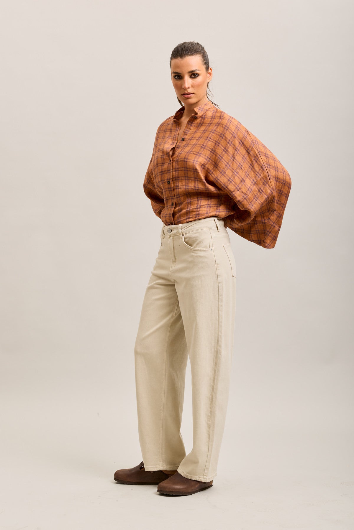 Cream barrel jeans